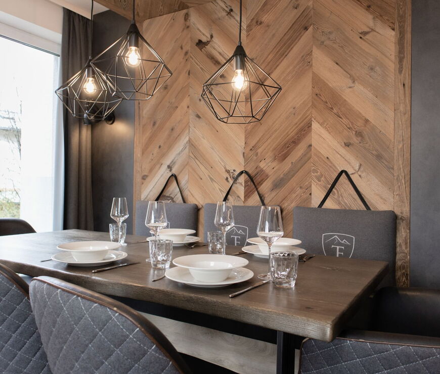 Essbereich 24 by AvenidA