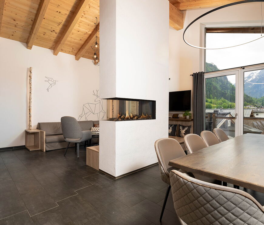 24 by AvenidA | 3-Schlafzimmer Penthouse mit privater Sauna