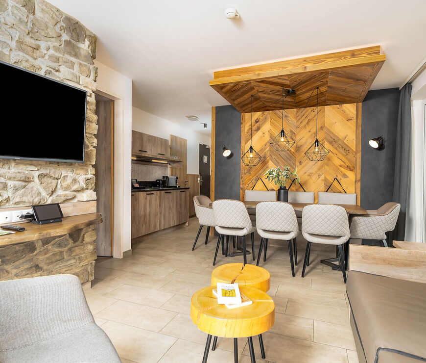 24 by AvenidA | 2-Bedroom Suite