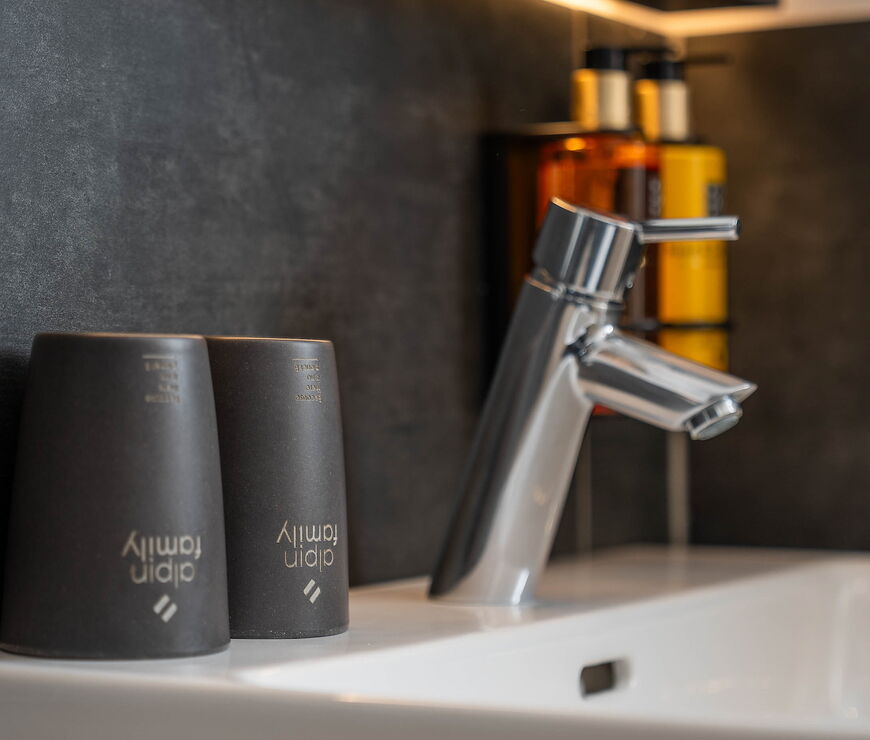 24 by AvenidA | 3-Schlafzimmer Penthouse mit privater Sauna